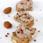 pâté de foies de volailles aux amandes fumées youcookme