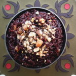 Riz noir aux raisins secs et amandes fumées - stylisme culinaire Youcookme