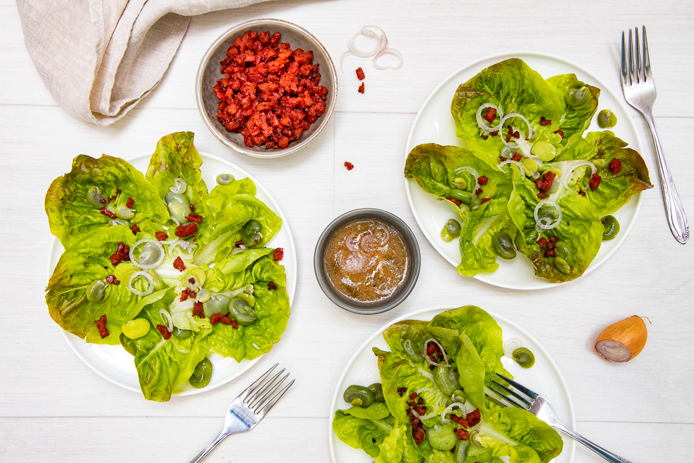 photographie et stylisme culinaire : salade fèves et chorizo croustillant - Youcookme